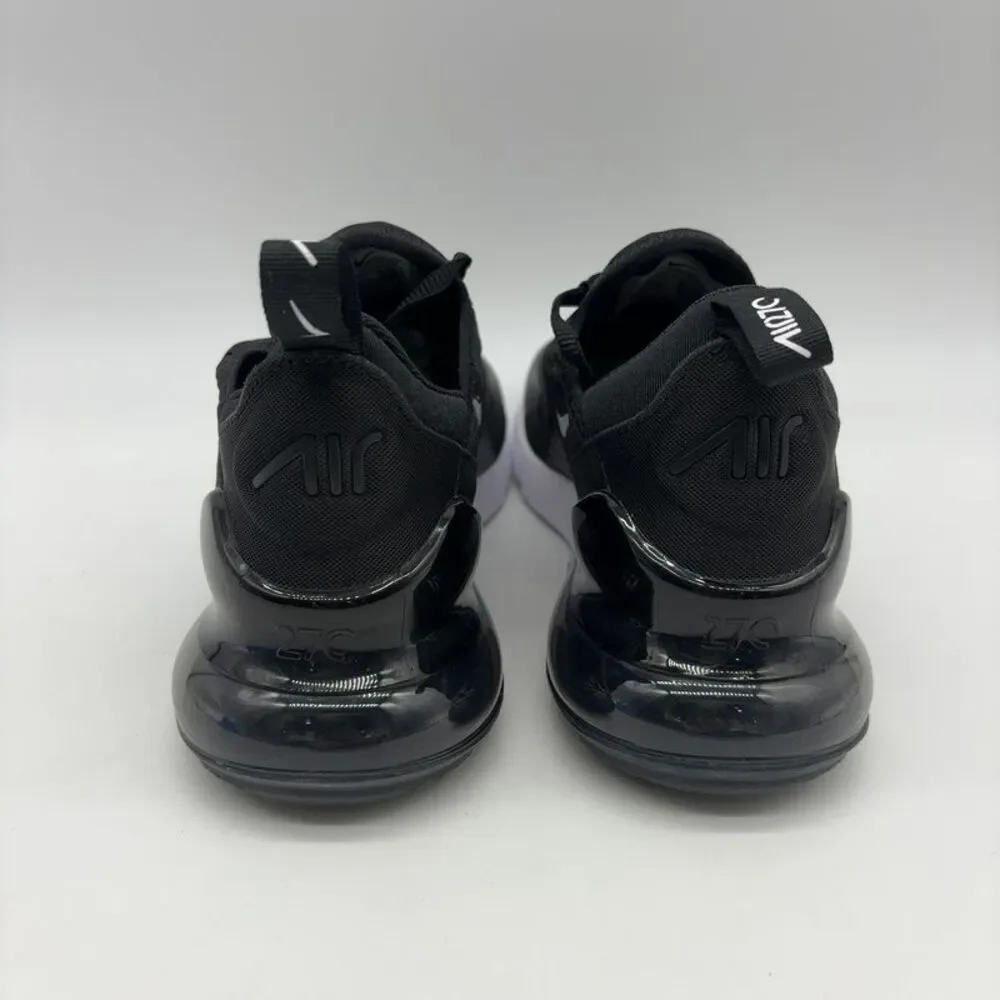 Nike Sneakers in Black